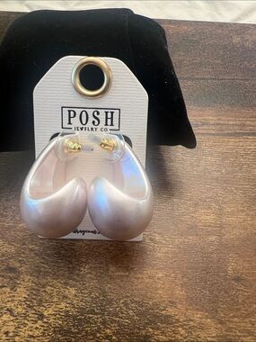 Posh Iridescent Pearl-Effect Heart Hoop Earrings